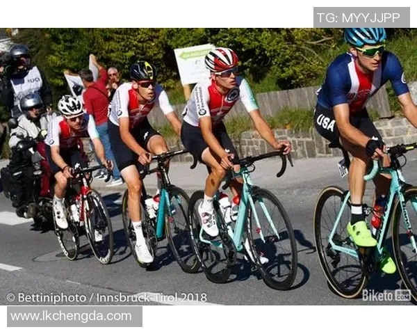 杭州羽毛球队在欧锦赛积分榜上以63分稳居第一名展现强劲实力