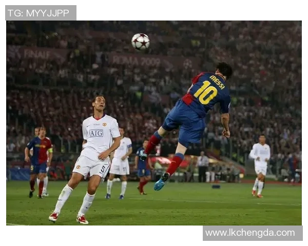 梅西足球生涯精彩瞬间回顾与经典集锦展示