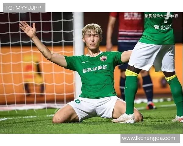 重庆篮球队比赛经验引发热议球迷观点分歧引发讨论 重庆篮球队比赛经验引发热议球迷观点分歧引发讨论