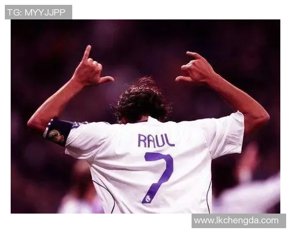 镇江足球历史上的传奇时刻哪位足球明星曾在此留下足迹 镇江足球历史上的传奇时刻哪位足球明星曾在此留下足迹